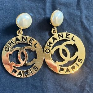 Sold Chanel vintage XL CC clip on earrings collection piece